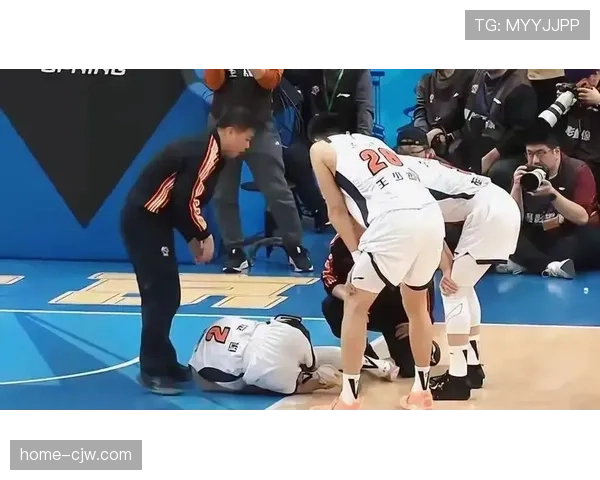 徐杰伤退暴露广东依赖症 后卫线阵容深度成卫冕关键变量 徐杰伤退暴露广东依赖症 后卫线阵容深度成卫冕关键变量